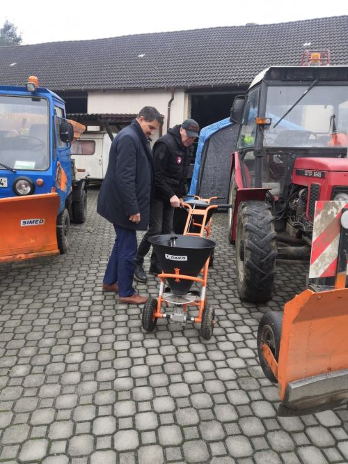 01e77c09-c61e-4f2b-9113-2eea81761119