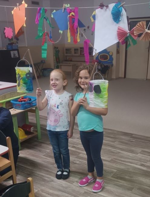 Výstřižek.2 Výstřižek.2